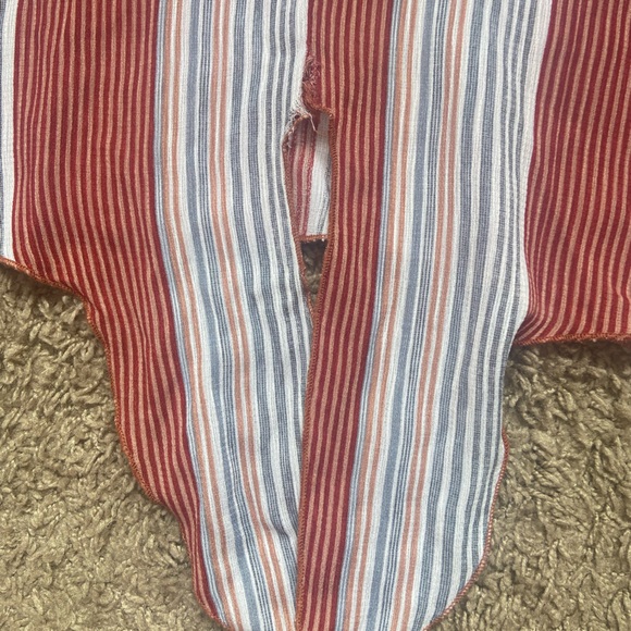 Cute Striped Top/Blouse - Picture 3 of 4